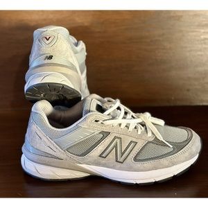New Balance 990v5 Running Sneakers Women’s 9.5